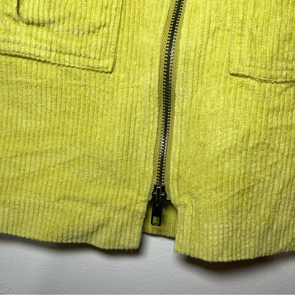 Moon River sz Small Lime Green Corduroy Mini Skirt w/ full front zipper & pocket - Picture 5 of 12